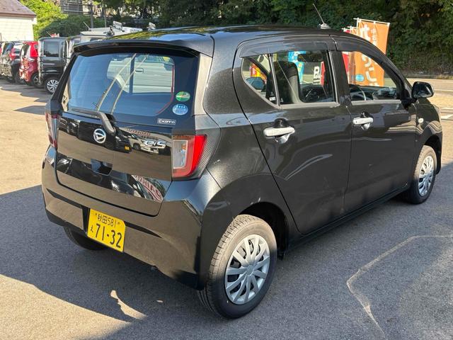 ミライース Ｌ　４ＷＤ　キーレスエントリー　アイドリングストップ　ＣＶＴ　盗難防止システム　ＡＢＳ　ＥＳＣ　ＣＤ　アルミホイール　衝突安全ボディ　エアコン　パワーステアリング　パワーウィンドウ（17枚目）