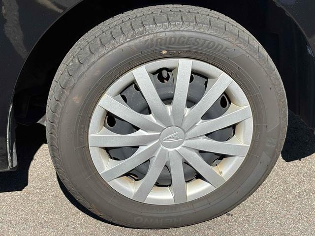 ミライース Ｌ　４ＷＤ　キーレスエントリー　アイドリングストップ　ＣＶＴ　盗難防止システム　ＡＢＳ　ＥＳＣ　ＣＤ　アルミホイール　衝突安全ボディ　エアコン　パワーステアリング　パワーウィンドウ（20枚目）