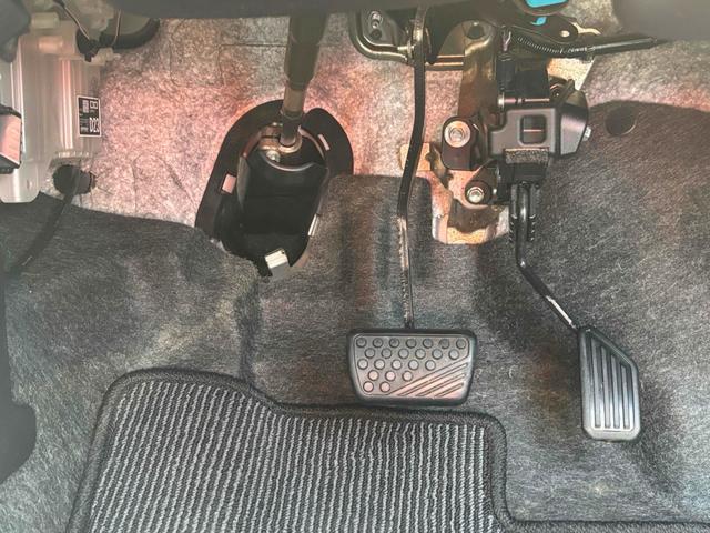 ミライース Ｌ　４ＷＤ　キーレスエントリー　アイドリングストップ　ＣＶＴ　盗難防止システム　ＡＢＳ　ＥＳＣ　ＣＤ　アルミホイール　衝突安全ボディ　エアコン　パワーステアリング　パワーウィンドウ（26枚目）