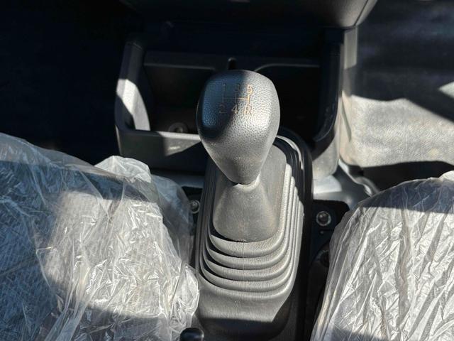 ハイゼットトラック  4WD MT アルミホイール ABS エアコン パワーステアリング 運転席エアバッグ 記録簿(3枚目)