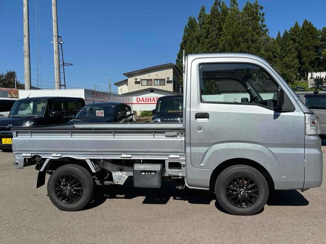 ハイゼットトラック  4WD MT アルミホイール ABS エアコン パワーステアリング 運転席エアバッグ 記録簿(14枚目)