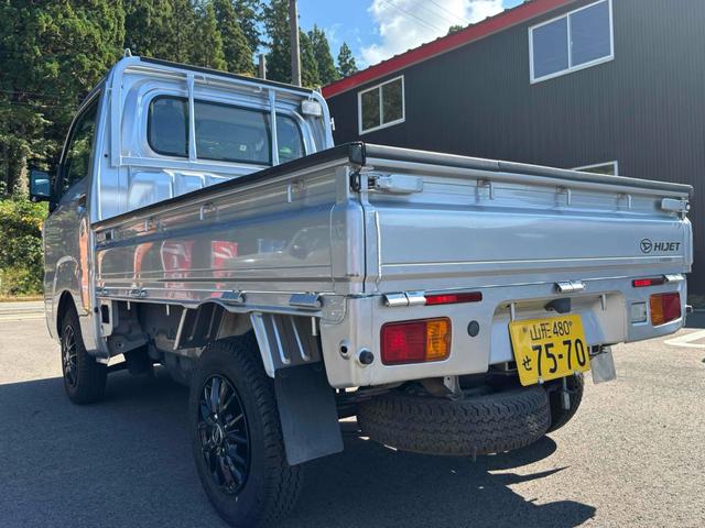 ハイゼットトラック  4WD MT アルミホイール ABS エアコン パワーステアリング 運転席エアバッグ 記録簿(24枚目)