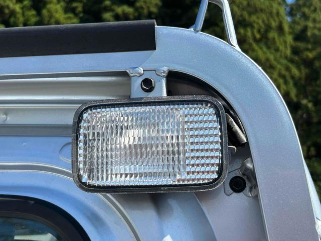 ハイゼットトラック  4WD MT アルミホイール ABS エアコン パワーステアリング 運転席エアバッグ 記録簿(27枚目)
