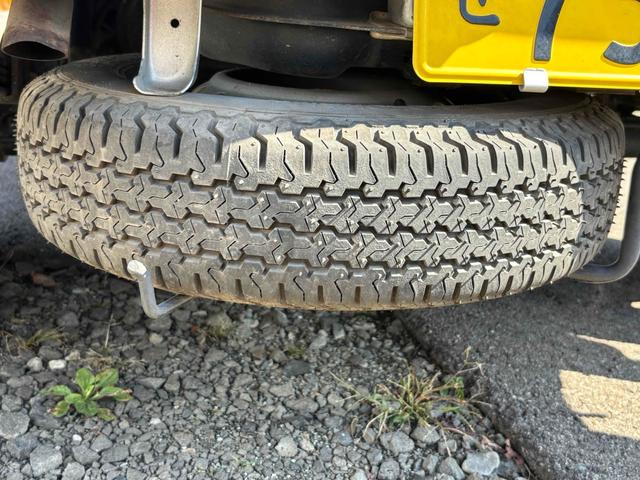 ハイゼットトラック  4WD MT アルミホイール ABS エアコン パワーステアリング 運転席エアバッグ 記録簿(29枚目)