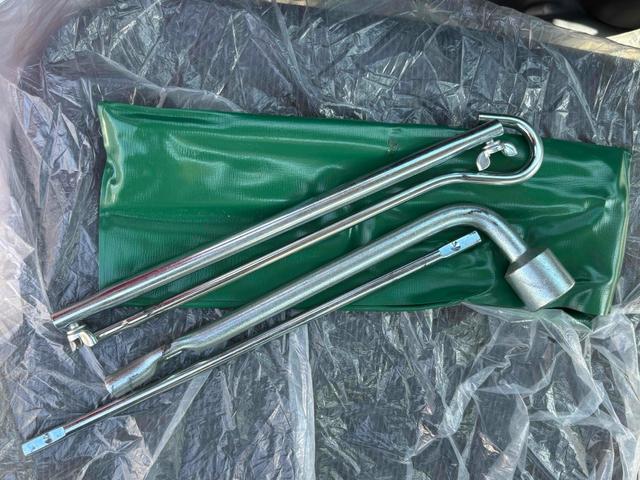 ハイゼットトラック  4WD MT アルミホイール ABS エアコン パワーステアリング 運転席エアバッグ 記録簿(34枚目)