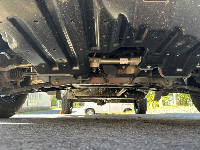 ハイゼットトラック  4WD MT アルミホイール ABS エアコン パワーステアリング 運転席エアバッグ 記録簿(35枚目)