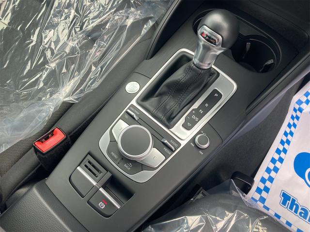 Ａ３ スポーツバック１．４ＴＦＳＩ　バックカメラ　ナビ　ＴＶ　クリアランスソナー　オートクルーズコントロール　衝突被害軽減システム　アルミホイール　オートライト　スマートキー　アイドリングストップ　電動格納ミラー　ＡＴ　ＥＳＣ　ＣＤ（6枚目）