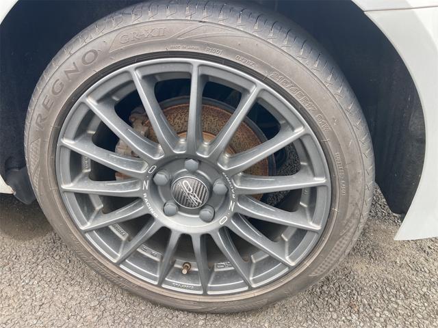 Ａ３ スポーツバック１．４ＴＦＳＩ　バックカメラ　ナビ　ＴＶ　クリアランスソナー　オートクルーズコントロール　衝突被害軽減システム　アルミホイール　オートライト　スマートキー　アイドリングストップ　電動格納ミラー　ＡＴ　ＥＳＣ　ＣＤ（17枚目）