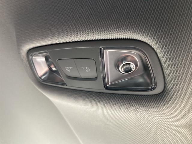 Ａ３ スポーツバック１．４ＴＦＳＩ　バックカメラ　ナビ　ＴＶ　クリアランスソナー　オートクルーズコントロール　衝突被害軽減システム　アルミホイール　オートライト　スマートキー　アイドリングストップ　電動格納ミラー　ＡＴ　ＥＳＣ　ＣＤ（37枚目）
