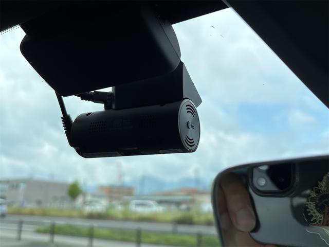 ティグアン ＴＤＩ　４モーション　Ｒライン　ディナウディオ　４ＷＤ　ワンオーナー　ドライブレコーダー　全周囲カメラ　クリアランスソナー　オートクルーズコントロール　パワーシート　パークアシスト　ナビ　オートライト　電動リアゲート　アルミホイール　スマートキー（6枚目）