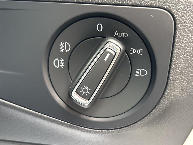 ティグアン ＴＤＩ　４モーション　Ｒライン　ディナウディオ　４ＷＤ　ワンオーナー　ドライブレコーダー　全周囲カメラ　クリアランスソナー　オートクルーズコントロール　パワーシート　パークアシスト　ナビ　オートライト　電動リアゲート　アルミホイール　スマートキー（9枚目）