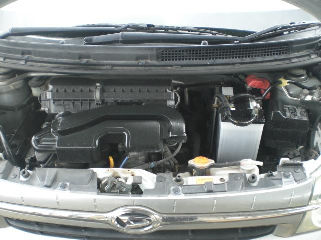 ミラカスタム Ｌ　４ＷＤ禁煙車検新規２年ＫＦチェーンベルトＨＩＤヘッドライト５ＧＩＧＥＮアルミホイール（7枚目）