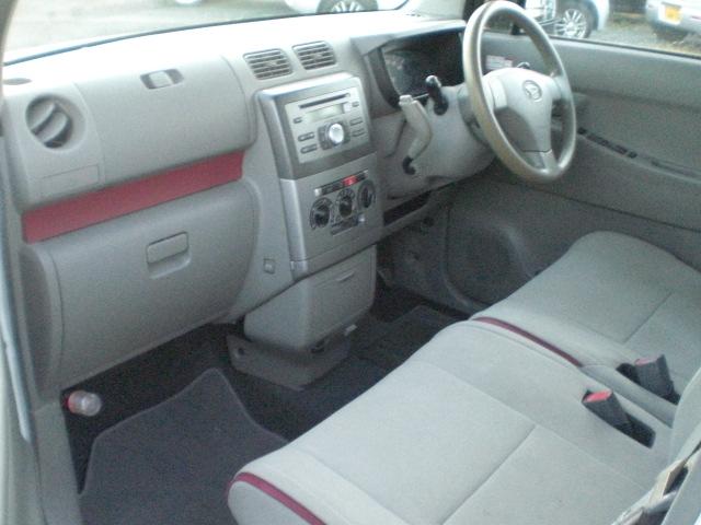 ムーヴコンテ L 4WD車検新規2年禁煙KFチェーンベルト2020年製ダンロップウインターマックススタッドレスタイヤダイハツ純正13インチアルミホイールABSキーレス(5枚目)