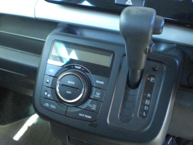 モコ Ｘ　ＦＯＵＲ　４ＷＤ車検新規２年Ｒ０６Ａチェーンベルト禁煙２０２２年製ヨコハマアイスガードｉＧ６０スタッドレスタイヤ社外１３インチアルミホイール運転席シートヒータードアミラーヒーター（10枚目）