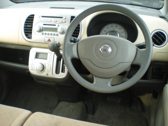 モコ Ｅ　ＦＯＵＲ　４ＷＤ禁煙ＡＢＳ車検令和８年５月２９日Ｋ６Ａチェーン運転席シートヒータードアミラーヒーター２０２０年製ブリヂストンレボＶＲＸスタッドレスタイヤ社外１３インチアルミホイール（7枚目）