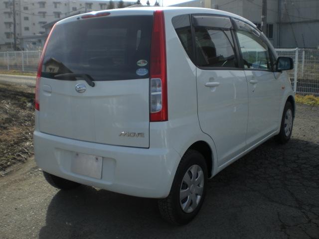 ムーヴ Ｌ　４ＷＤ車検新規２年ＫＦチェーンベルト禁煙ＡＢＳキーレスＰＩＡＡ社外ＨＩＤヘッドライト２０２３年製グッドイヤーアイスナビスタッドレスタイヤ（4枚目）