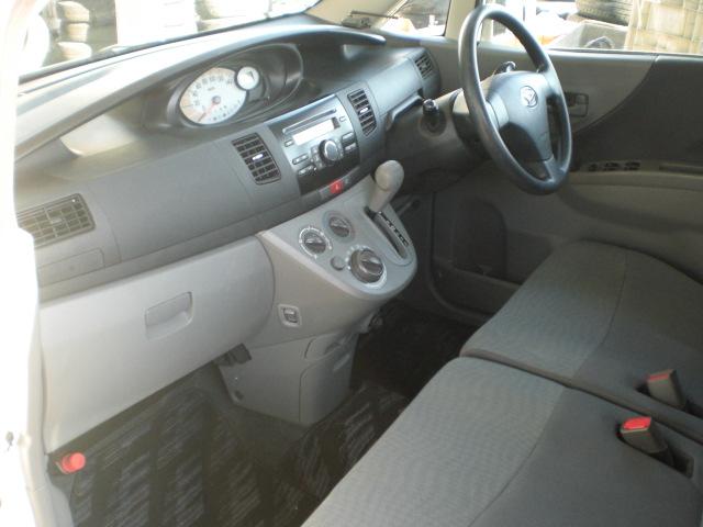 ムーヴ Ｌ　４ＷＤ車検新規２年ＫＦチェーンベルト禁煙ＡＢＳキーレスＰＩＡＡ社外ＨＩＤヘッドライト２０２３年製グッドイヤーアイスナビスタッドレスタイヤ（10枚目）