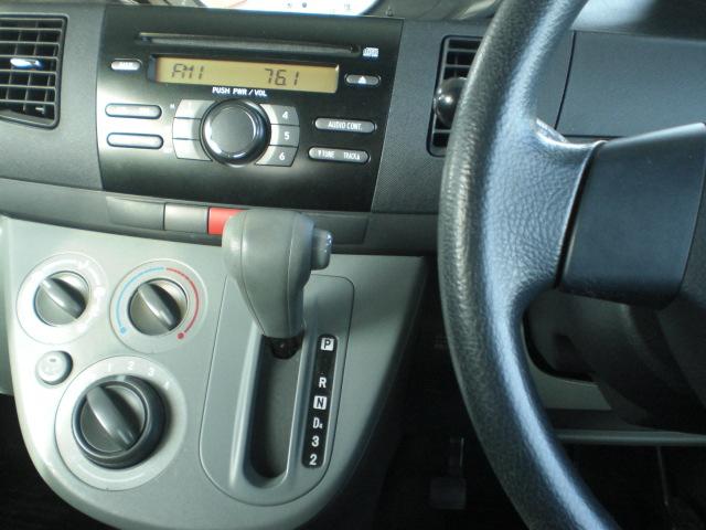 ムーヴ Ｌ　４ＷＤ車検新規２年ＫＦチェーンベルト禁煙ＡＢＳキーレスＰＩＡＡ社外ＨＩＤヘッドライト２０２３年製グッドイヤーアイスナビスタッドレスタイヤ（15枚目）