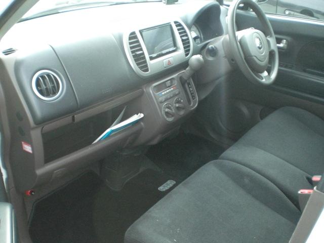 ＭＲワゴン ウィット　ＧＳ　４ＷＤ車検新規２年禁煙Ｋ６Ａチェーン運転席シートヒータードアミラーヒーターＡＢＳＥＴＣ車載器フォグライトケンウッドＤＶＤナビゲーション地デジリモコンエンジンスターター（9枚目）