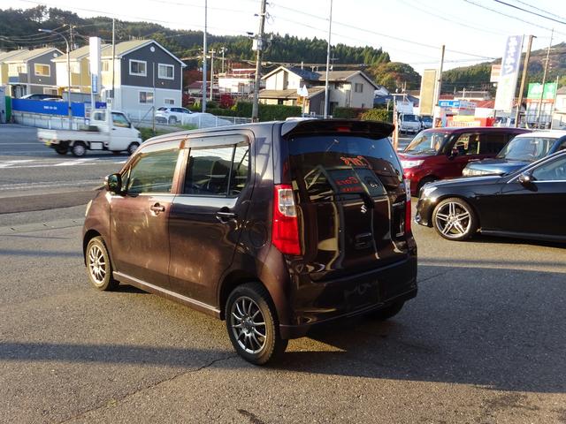 ワゴンR FXリミテッド スマートキー 電動格納ミラー ベンチシート CVT 盗難防止システム ABS CD ミュージックプレイヤー接続可 アルミホイール 衝突安全ボディ エアコン パワーステアリング パワーウィンドウ(17枚目)