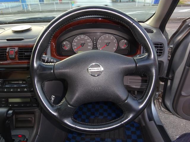 リョーガ ロイヤル ETC MT 電動格納ミラー CD カセット ABS エアコン パワーウィンドウ 運転席エアバッグ 助手席エアバッグ(2枚目)