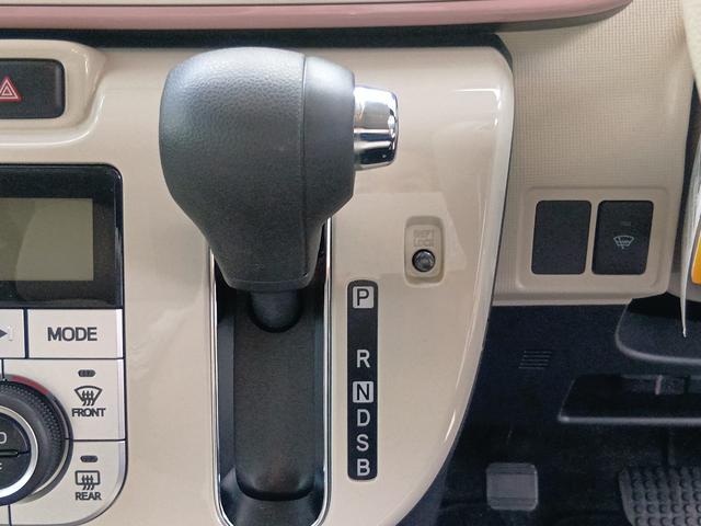 ムーヴキャンバス ＧメイクアップＶＳ　ＳＡＩＩＩ　４ＷＤ　全周囲カメラ　両側電動スライドドア　ナビ　ＴＶ　クリアランスソナー　衝突被害軽減システム　オートマチックハイビーム　オートライト　スマートキー　アイドリングストップ　電動格納ミラー（10枚目）