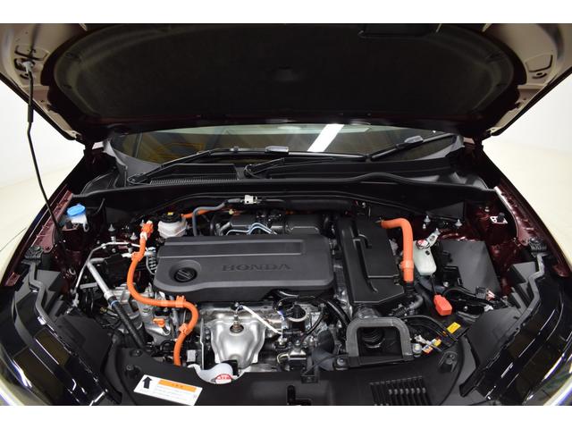 ＺＲ－Ｖ ｅ：ＨＥＶＺ　４ＷＤ、ドラレコ、バックカメラ、マルチビューカメラシステム、フルセグナビ、電動リアゲート、本革シート、電動シート、シートヒーター、ＥＴＣ（12枚目）