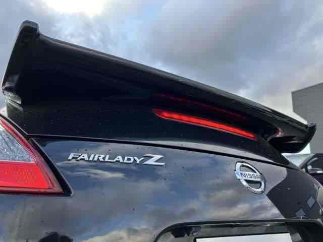 フェアレディＺ バージョンＳＴ　ＥＴＣ　バックカメラ　ナビ　ＣＶＴ　スマートキー　電動格納ミラー　シートヒーター　アルミホイール　ＥＳＣ　ＣＤ　エアコン　パワーウィンドウ　運転席エアバッグ（37枚目）