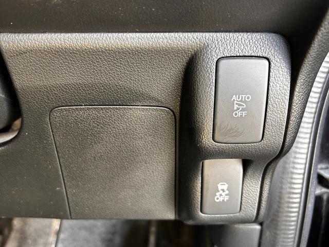 Ｎ－ＢＯＸカスタム Ｇ・ターボＬパッケージ　４ＷＤ　ＥＴＣ　バックカメラ　両側電動スライドドア　ＴＶ　オートクルーズコントロール　オートライト　ＨＩＤ　ＬＥＤヘッドランプ　スマートキー　アイドリングストップ　電動格納ミラー　シートヒーター（10枚目）