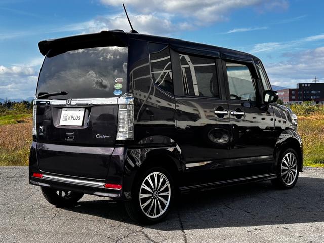 Ｎ－ＢＯＸカスタム Ｇ・ターボＬパッケージ　４ＷＤ　ＥＴＣ　バックカメラ　両側電動スライドドア　ＴＶ　オートクルーズコントロール　オートライト　ＨＩＤ　ＬＥＤヘッドランプ　スマートキー　アイドリングストップ　電動格納ミラー　シートヒーター（15枚目）