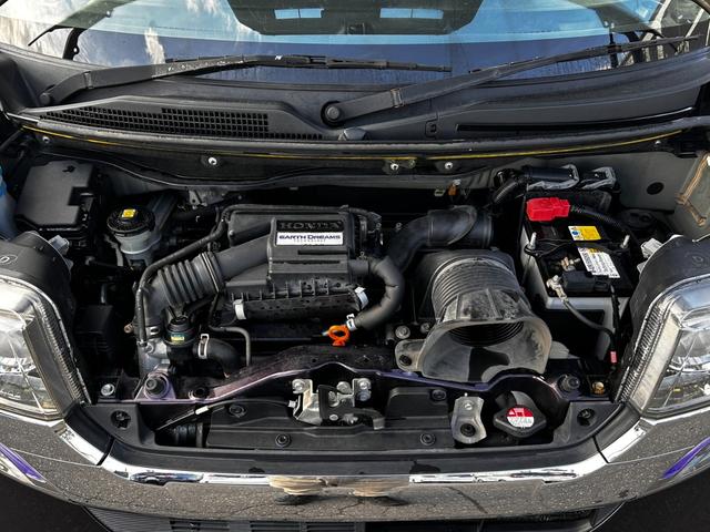 Ｎ－ＢＯＸカスタム Ｇ・ターボＬパッケージ　４ＷＤ　ＥＴＣ　バックカメラ　両側電動スライドドア　ＴＶ　オートクルーズコントロール　オートライト　ＨＩＤ　ＬＥＤヘッドランプ　スマートキー　アイドリングストップ　電動格納ミラー　シートヒーター（20枚目）