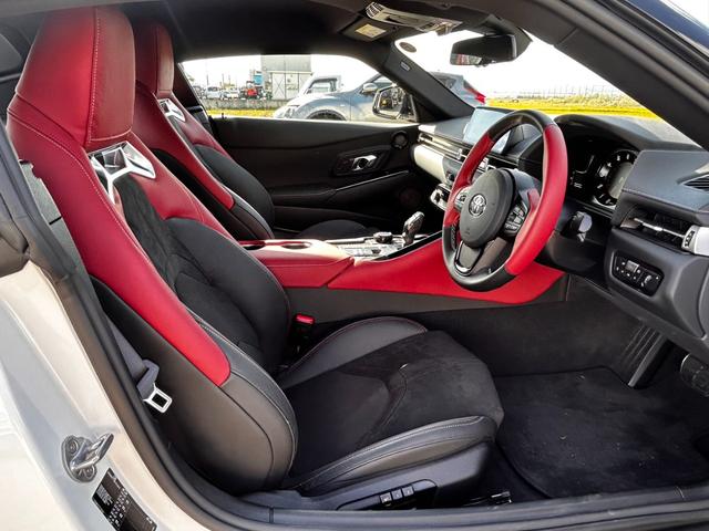 TOYOTA SUPRA