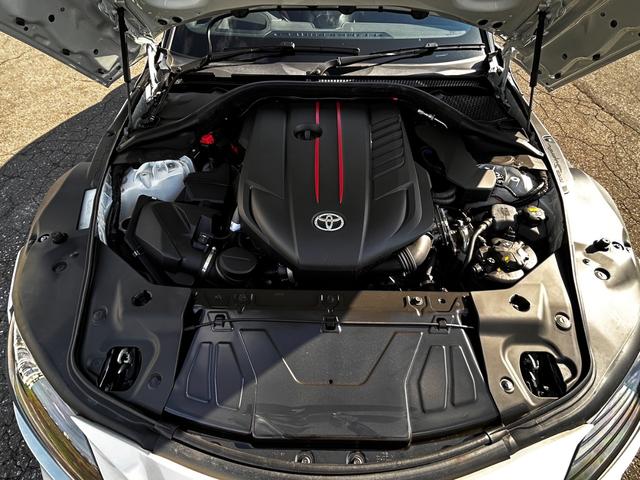 TOYOTA SUPRA