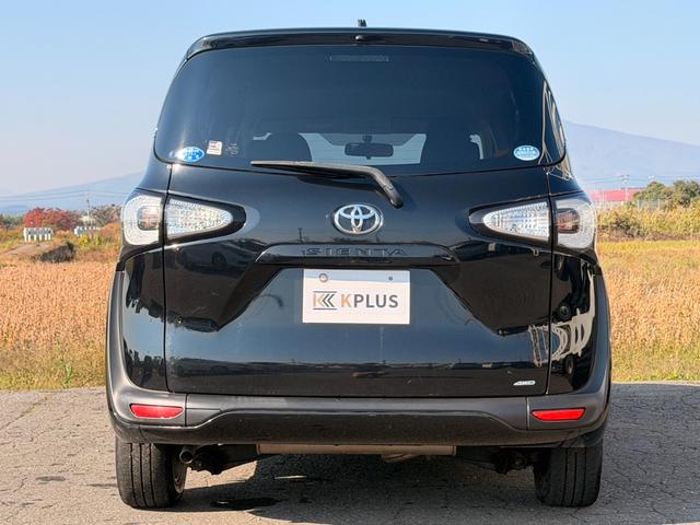 シエンタ Ｘ　４ＷＤ　両側スライド・片側電動　キーレスエントリー　電動格納ミラー　３列シート　ＣＶＴ　アルミホイール　ＣＤ　ＵＳＢ　ミュージックプレイヤー接続可　衝突安全ボディ　ＡＢＳ　ＥＳＣ　エアコン（27枚目）