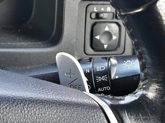 デリカD:5 D パワーパッケージ 4WD ドライブレコーダー ETC バックカメラ TV オートクルーズコントロール 両側電動スライドドア オートライト HID スマートキー 電動格納ミラー シートヒーター 後席モニター 3列シート(9枚目)