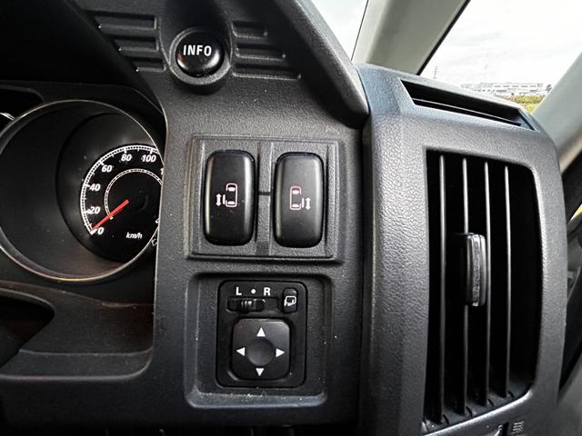 デリカD:5 D パワーパッケージ 4WD ドライブレコーダー ETC バックカメラ TV オートクルーズコントロール 両側電動スライドドア オートライト HID スマートキー 電動格納ミラー シートヒーター 後席モニター 3列シート(10枚目)