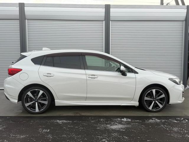 インプレッサスポーツ 2.0i-Sアイサイト ブラックレザーエディション 純正ナビ TV BSM オートクルーズコントロール レーンアシスト 衝突被害軽減システム 純正AW オートライト LEDヘッドランプ パワーシート スマートキー(20枚目)