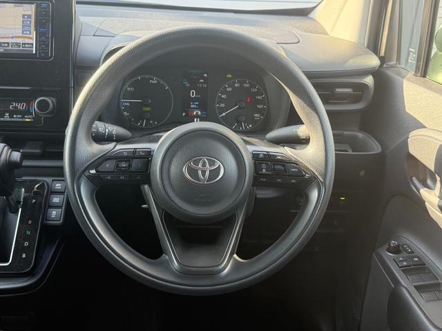 シエンタ ハイブリッドＧ　４ＷＤ　バックカメラ　ナビ　ＴＶ　クリアランスソナー　オートクルーズコントロール　レーンアシスト　衝突被害軽減システム　両側スライド・片側電動　オートマチックハイビーム　オートライト（3枚目）