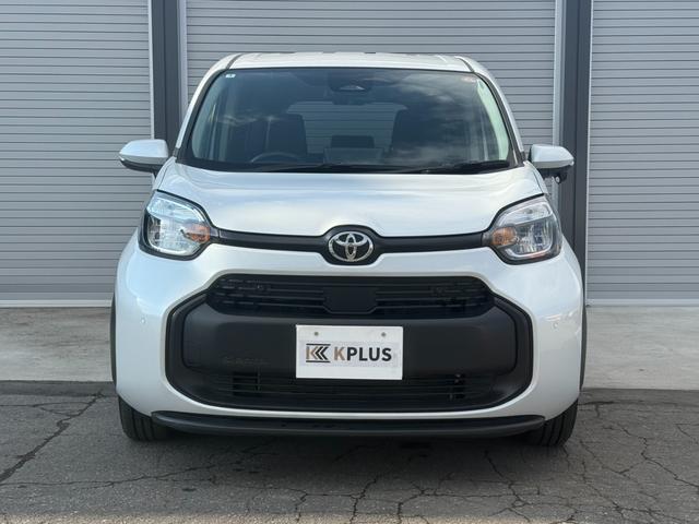 シエンタ ハイブリッドＧ　４ＷＤ　バックカメラ　ナビ　ＴＶ　クリアランスソナー　オートクルーズコントロール　レーンアシスト　衝突被害軽減システム　両側スライド・片側電動　オートマチックハイビーム　オートライト（12枚目）