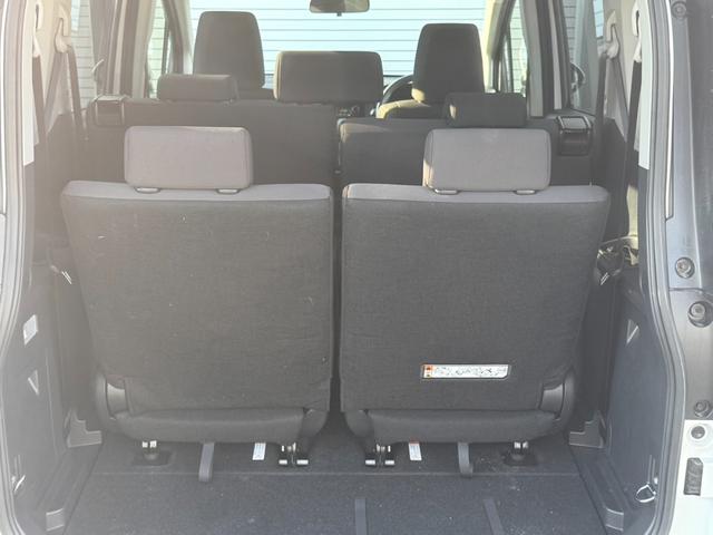 シエンタ ハイブリッドＧ　４ＷＤ　バックカメラ　ナビ　ＴＶ　クリアランスソナー　オートクルーズコントロール　レーンアシスト　衝突被害軽減システム　両側スライド・片側電動　オートマチックハイビーム　オートライト（23枚目）