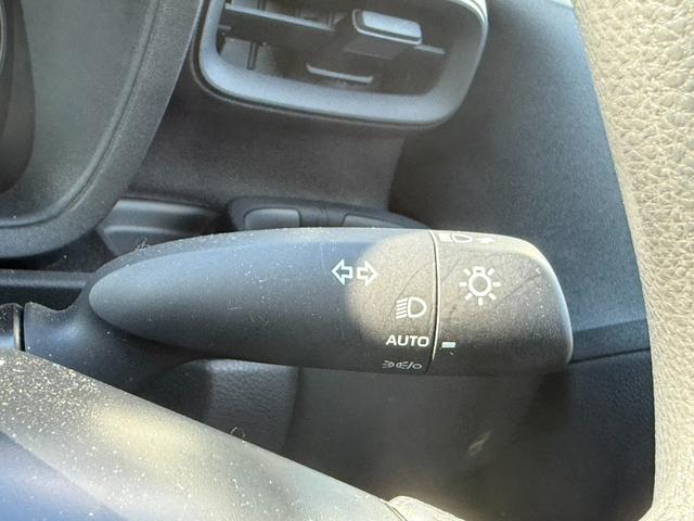 シエンタ ハイブリッドＧ　４ＷＤ　バックカメラ　ナビ　ＴＶ　クリアランスソナー　オートクルーズコントロール　レーンアシスト　衝突被害軽減システム　両側スライド・片側電動　オートマチックハイビーム　オートライト（36枚目）