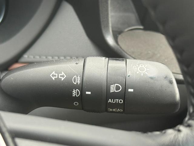 ハリアー Ｚ　レザーパッケージ　モデリスタフルエアロ　純正夏タイヤ積込　ＪＢＬプレミアムサウンド　寒冷地仕様　パワーシート　シートヒーター　シートベンチレーション　全周囲モニター　ヘッドアップディスプレイ　電子ミラー　電動リアゲート（24枚目）