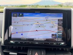 ＴＶ付きの車となっております。送迎時の待ち時間などとてもお役に立ちます。 6