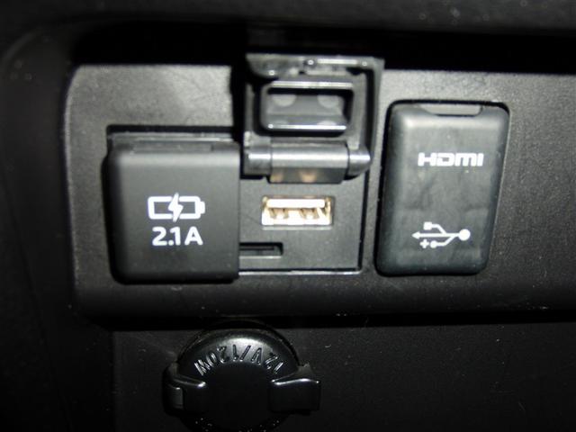 ヴォクシー ＺＳ　煌ＩＩ　４ＷＤ　寒冷地　衝突被害軽減システム　メモリーナビ　バックカメラ　両側電動スライド　フルセグ　ＬＥＤヘッドランプ　アルミホイール　後席モニター　ドラレコ　スマートキー　オートクルーズコントロール（3枚目）