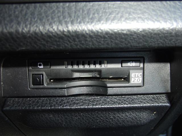 ヴォクシー ＺＳ　煌ＩＩ　４ＷＤ　寒冷地　衝突被害軽減システム　メモリーナビ　バックカメラ　両側電動スライド　フルセグ　ＬＥＤヘッドランプ　アルミホイール　後席モニター　ドラレコ　スマートキー　オートクルーズコントロール（7枚目）