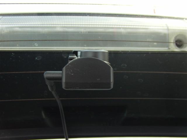 ヤリスクロス ハイブリッドＧ　４ＷＤ　ハイブリッド　ディスプレイオーディオ　ナビ　バックカメラ　Ｂｌｕｅｔｏｏｔｈ接続　トヨタセーフティーセンス　衝突被害軽減システム　レーンアシスト　記録簿　取り扱い説明書　ＥＴＣ　スマートキー（9枚目）