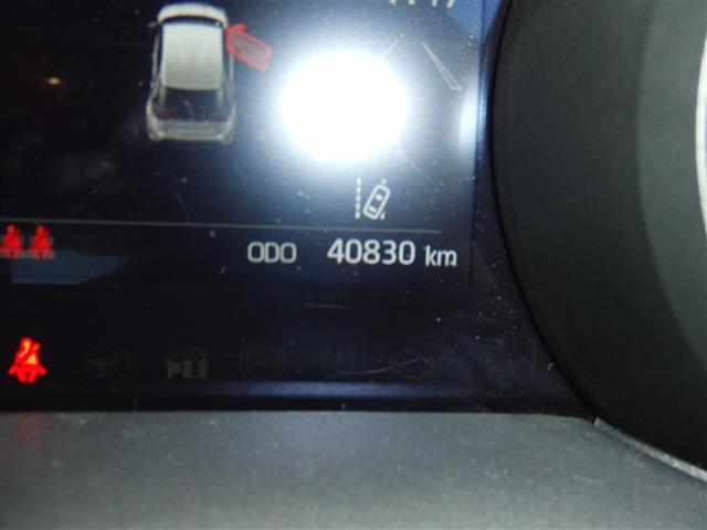 ヤリスクロス ハイブリッドＧ　４ＷＤ　ハイブリッド　ディスプレイオーディオ　ナビ　バックカメラ　Ｂｌｕｅｔｏｏｔｈ接続　トヨタセーフティーセンス　衝突被害軽減システム　レーンアシスト　記録簿　取り扱い説明書　ＥＴＣ　スマートキー（11枚目）