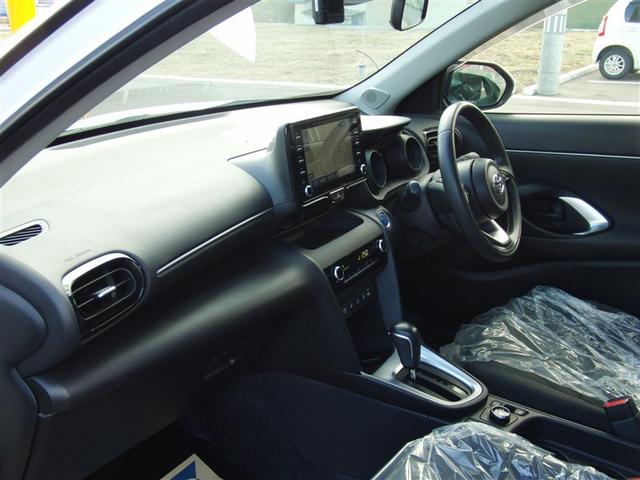 ヤリスクロス ハイブリッドＧ　４ＷＤ　ハイブリッド　ディスプレイオーディオ　ナビ　バックカメラ　Ｂｌｕｅｔｏｏｔｈ接続　トヨタセーフティーセンス　衝突被害軽減システム　レーンアシスト　記録簿　取り扱い説明書　ＥＴＣ　スマートキー（16枚目）