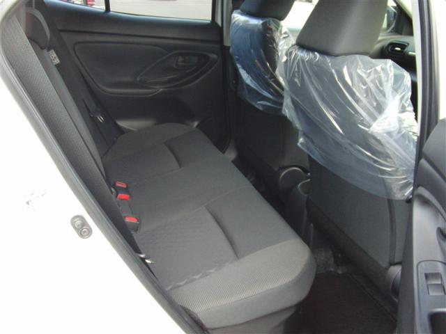 ヤリスクロス ハイブリッドＧ　４ＷＤ　ハイブリッド　ディスプレイオーディオ　ナビ　バックカメラ　Ｂｌｕｅｔｏｏｔｈ接続　トヨタセーフティーセンス　衝突被害軽減システム　レーンアシスト　記録簿　取り扱い説明書　ＥＴＣ　スマートキー（19枚目）