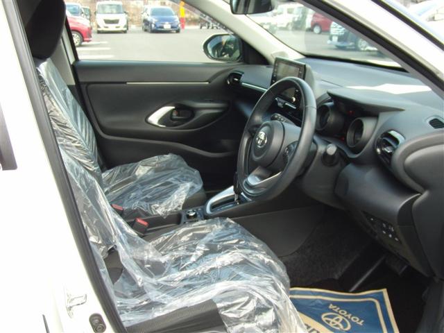 ヤリスクロス ハイブリッドＧ　４ＷＤ　ハイブリッド　ディスプレイオーディオ　ナビ　バックカメラ　Ｂｌｕｅｔｏｏｔｈ接続　トヨタセーフティーセンス　衝突被害軽減システム　レーンアシスト　記録簿　取り扱い説明書　ＥＴＣ　スマートキー（20枚目）